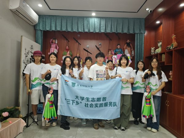 恒正网配资 梅州五华提线木偶传习所的指尖传奇：直播里的老手艺新故事