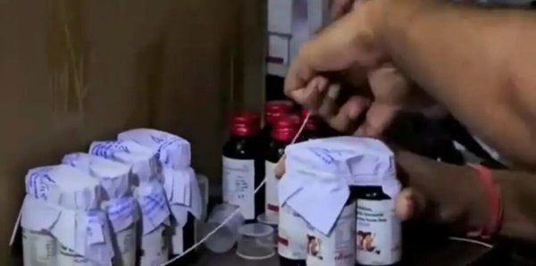 财富加 印度“毒糖浆”已致20名儿童死亡，另有多名儿童因肾衰竭接受治疗